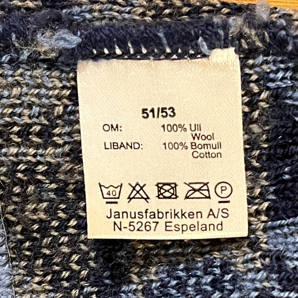 Vtg Janus Merino Wool Beanie from Norway - Picture 3 of 11